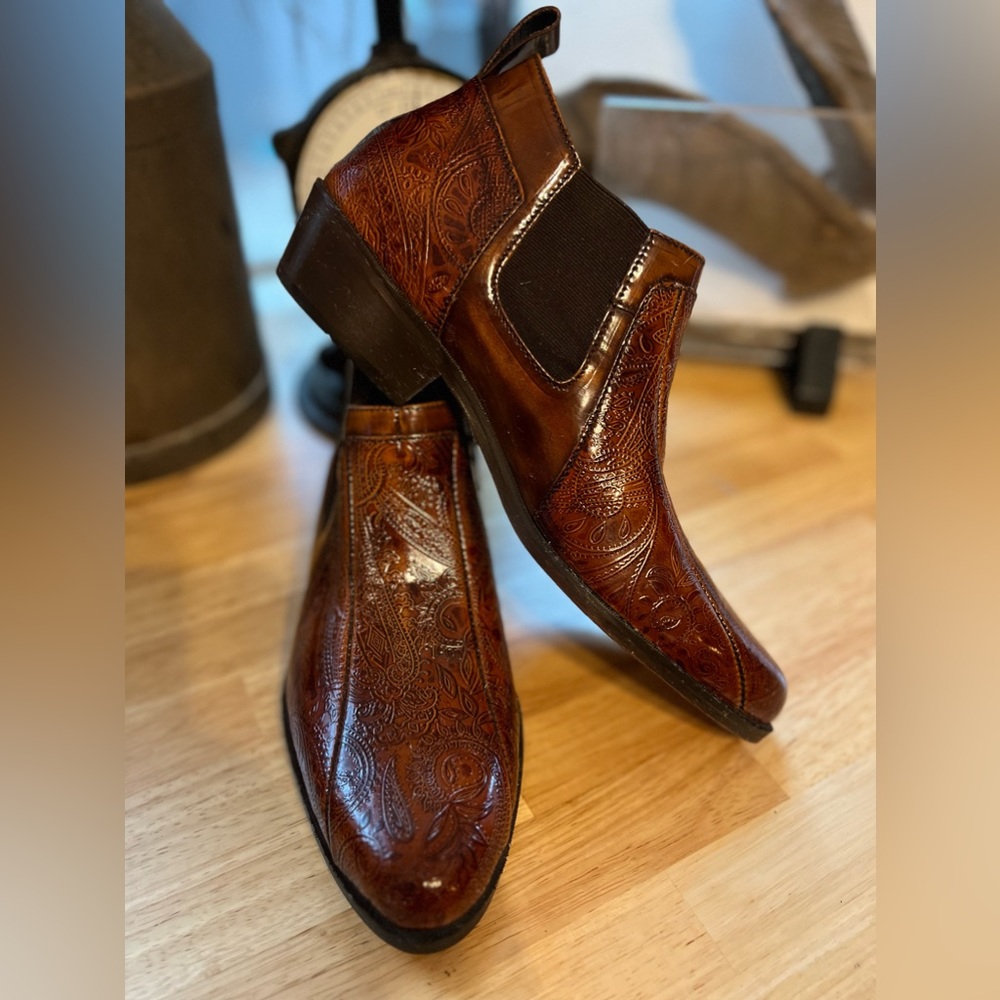 Stacy Adams embossed men’s dress shoes